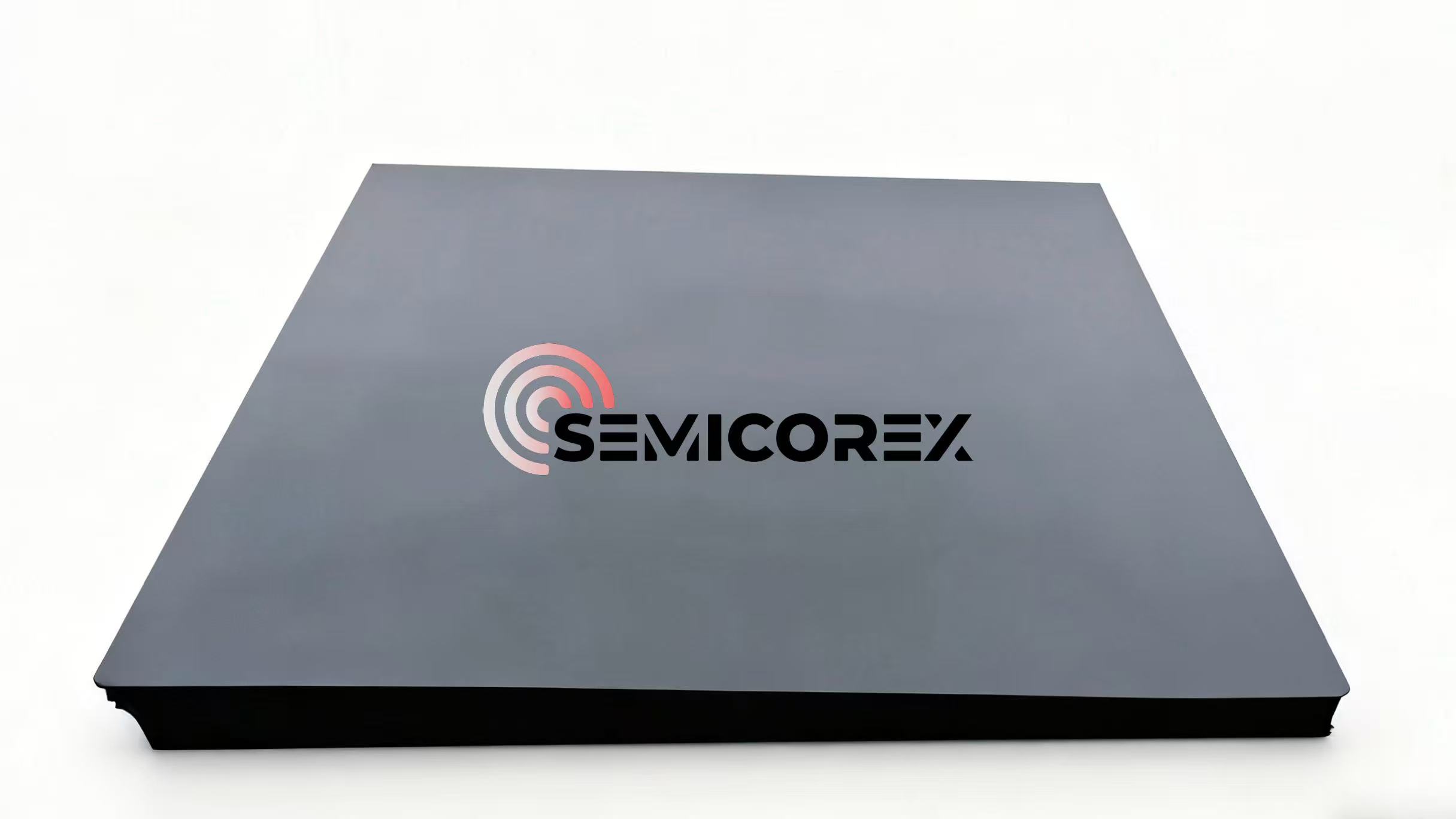 Quae sunt notae aluminae ceramicae nigrae?